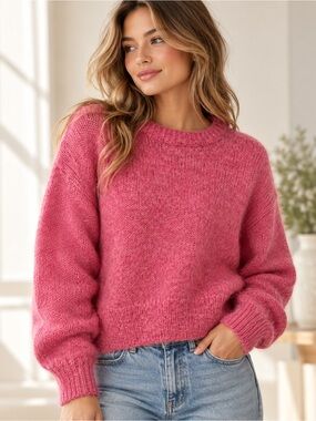 H&M Pink Wool Alpaca Blend Fuzzy Cropped Sweater Size S Cozy Y2K